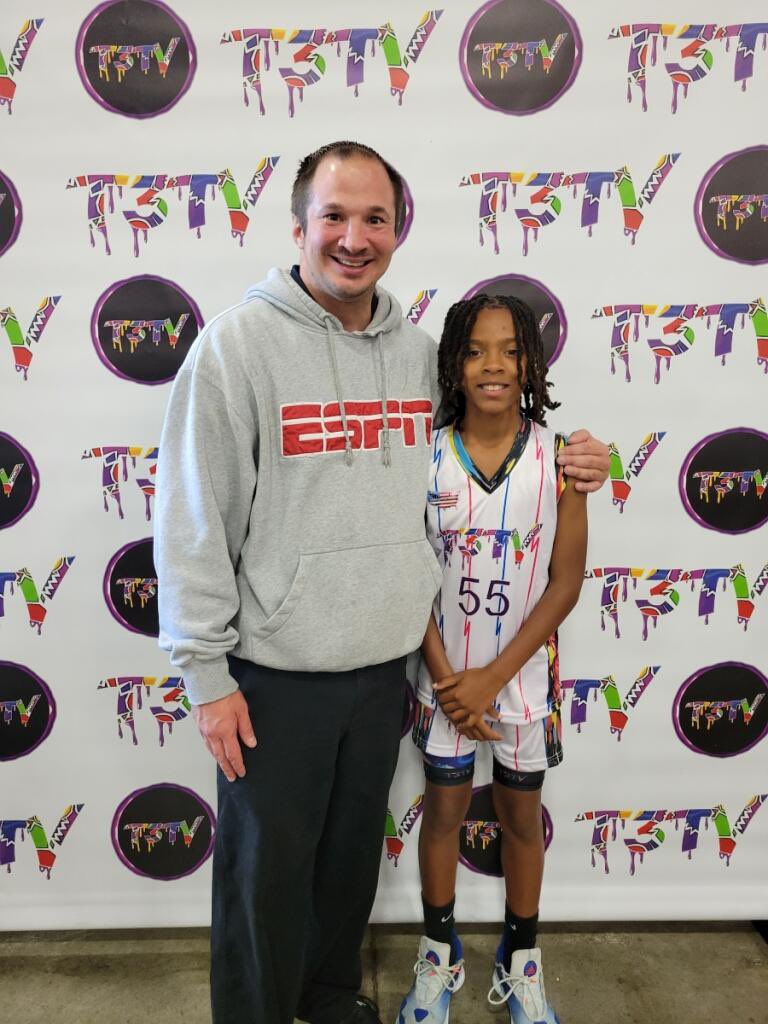 OWE_YOUTHSPORTS's tweet photo. Labeled a Phenom. #prayalot https://t.co/oxyMNE15g5