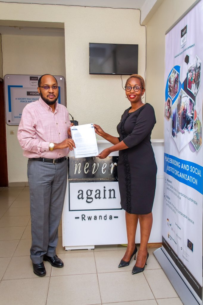 NARwanda's tweet photo. In line with our new strategic plan (2021-2025), we have signed two partnership agreements with @ForumRwanda and @crd_rw as part of our wider plan to support CSOs and CBOs to strengthen citizen participation and provide human rights education. @SwedeninRW https://t.co/XBQn85vlLc