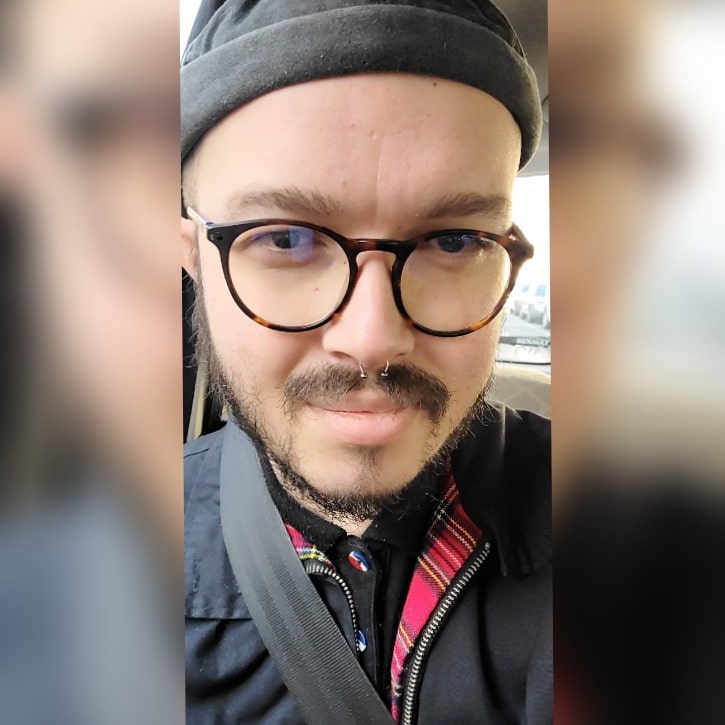Papalillois's tweet photo. #NouvellePhotoDeProfil #septumpiercing #lillefans #Rijsel https://t.co/VjJ3wOcyJB