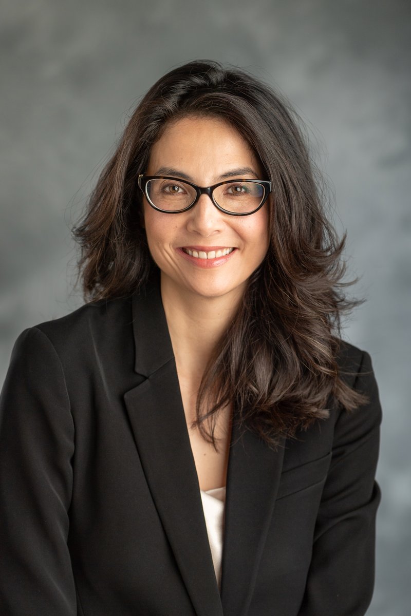 NYUDocs's tweet photo. Ready for your 'Breathing Lessons'? Tune in to our #Pulmonology show w/@fadamsmd at 7am ET, as we welcome pulmonary & critical care expert @meilan_han! Her new book takes us inside how our #lungs work, & the best ways to protect them! 🫁 https://t.co/GCtZ5T0u4x https://t.co/tG4bJKjrrm