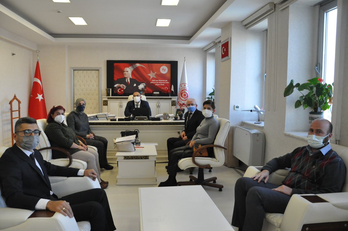 İşyeri Sağlık Personeli Derneği Genel Başkanı Çetin Tarikci, Yönetim Kurulu Üyesi Burak Ulu, Dernek Ankara Şube Başkanı Minire Ünlü ve Filiz Koşar Genel Müdürümüz Cafer Uzunkaya’yı makamında ziyaret etti.