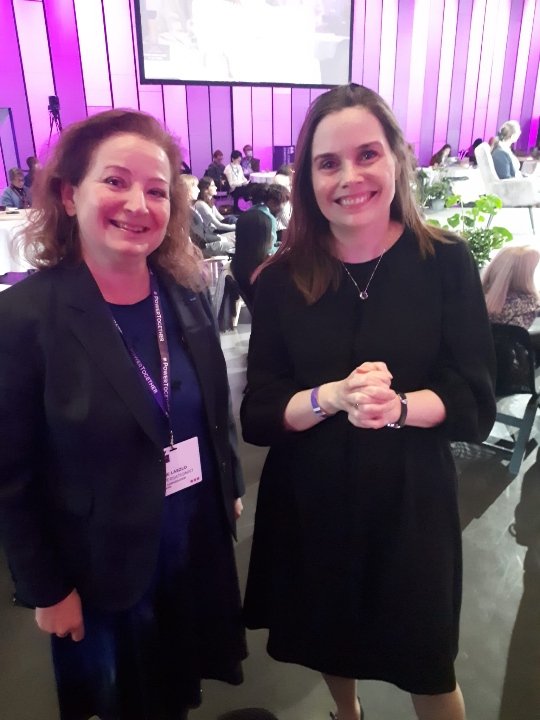 So grateful to speak for my country, France, 🇫🇷 in this beautiful land, Iceland 🇮🇸. Proud and happy to meet this strong voice for equality, Prime minister Katrin Jakobsdóttir, 
Go, Katrin ! 🇮🇸🇫🇷
 @WomenLeadersGF @ReykjavikGlobalForum
