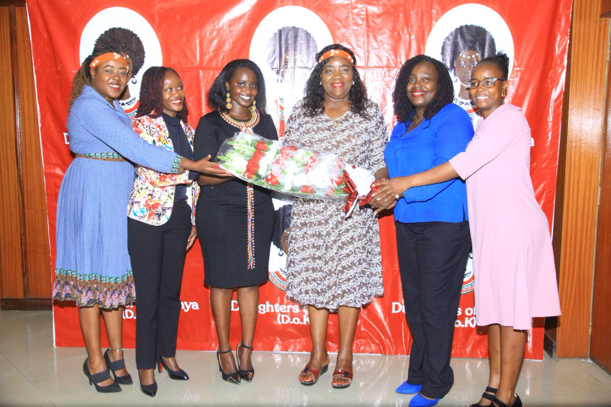 dotm_kenya's tweet photo. Today Daughters of Kenya led by the Chair and Founder @mathialydia were hosted by Mama Ida Odinga where they discussed the women agenda and the need for the voice of young women in the economic, political and cultural spaces in Kenya. Cc @abbiezuena #DaughtersOfKenya https://t.co/Jk1mbQgFGG