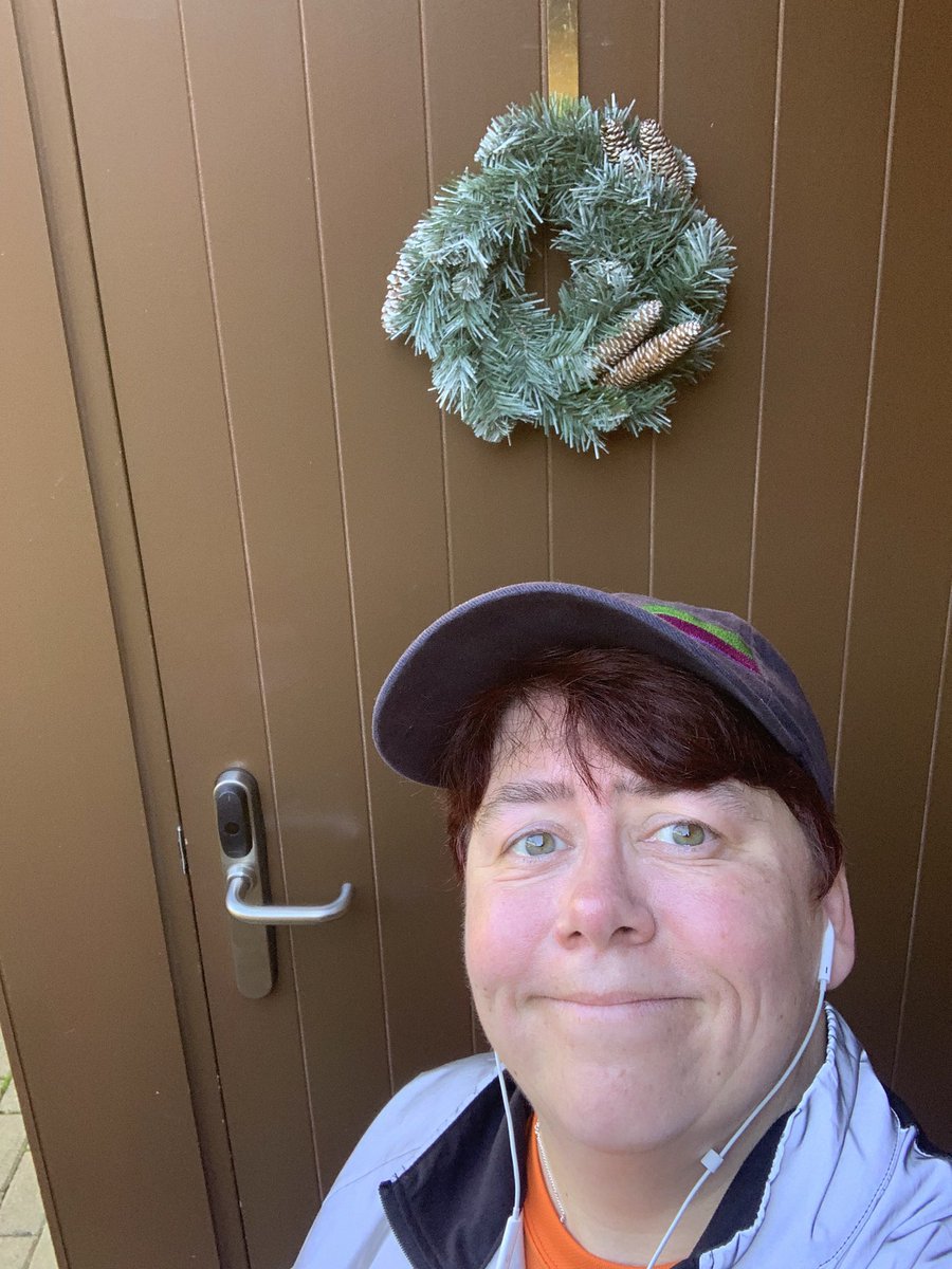 SarahJSpall's tweet image. Took the opportunity, whilst spending a much needed break at @CP_UK_Woburn, to have a run through the woods. Got lost a few times but discovered new areas whilst doing so. Christmas has come early too! 🐿🏃🏻‍♀️🎄 #C25K w4/2 #MercerActive #ThisGirlCan #MentalHealth