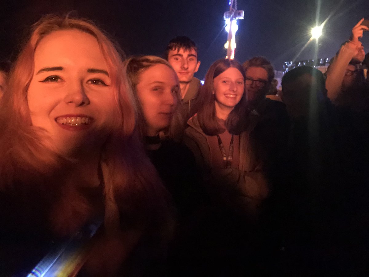 HPSOCPLYM's tweet photo. We had such an amazing night at last week’s #BonfireNight on the Hoe - thank you to all the members who braved the cold November evening and came to warm themselves by the bonfire! Hope you all enjoyed it! 🧡🔥🎇 https://t.co/eYonTmc4oO