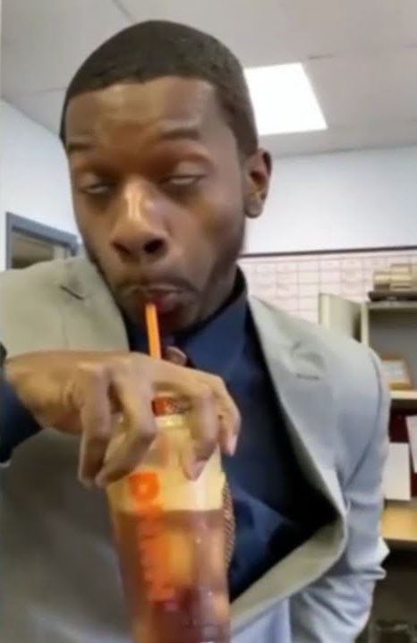 andrexherrer's tweet photo. “Idk how people can drink coffee every morning”

Me: https://t.co/yWgqPAy07O