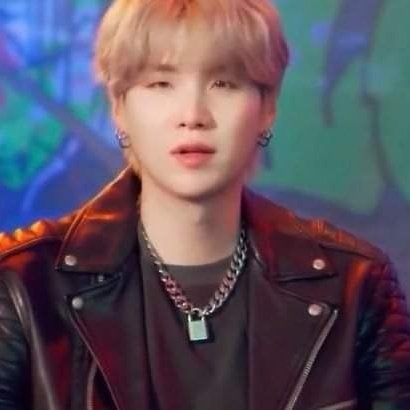 😙🤔크림소다💜 tweet media