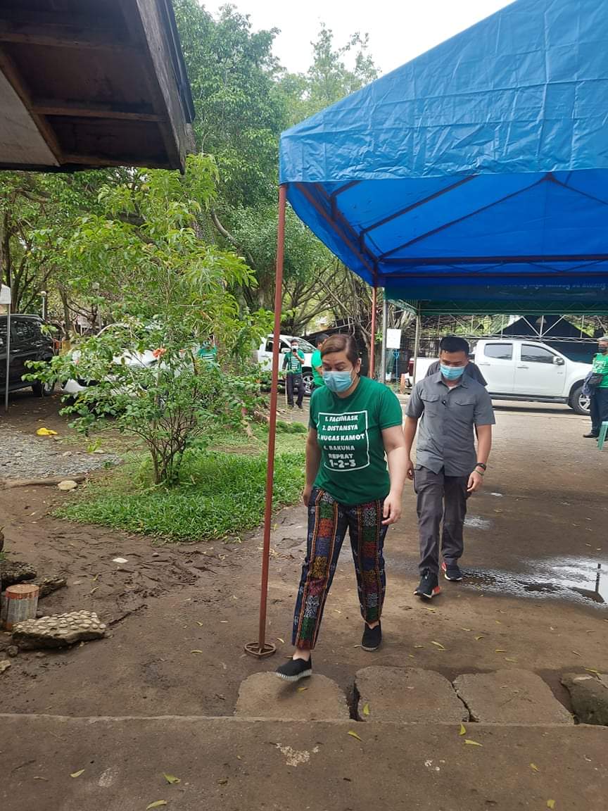 jairustic's tweet photo. BREAKING NEWS
 Davao City Mayor Sara Duterte arrived in COMELEC-Davao City earlier to withdraw her candidacy as Mayor of Davao City in the 2022 elections.

| via PTV Davao https://t.co/UfWLcTcVVz