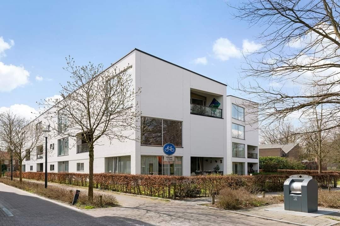 Begin deze maand hebben wij het beheer contract ondertekend van deze Vereniging van Eigenaren. Per 1 jan 2022 gaan wij het beheer verzorgen.