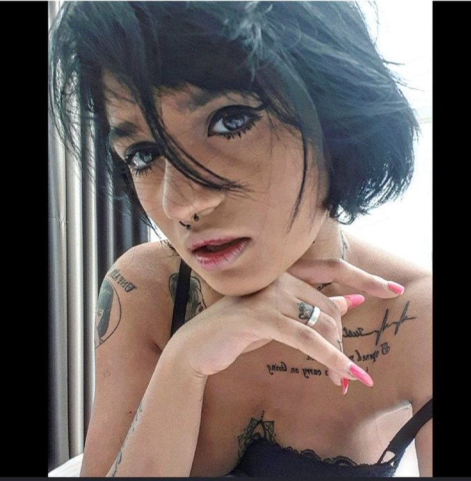 Gorgeousmorningin Belgium, shooting PSS with the sexy @CandyScottX later today #hardcore #subslut 😛😛<a href="/tag/hardcore"class="tags"><span>#hardcore</span></a><a href="/tag/subslut"class="tags"><span>#subslut</span></a>