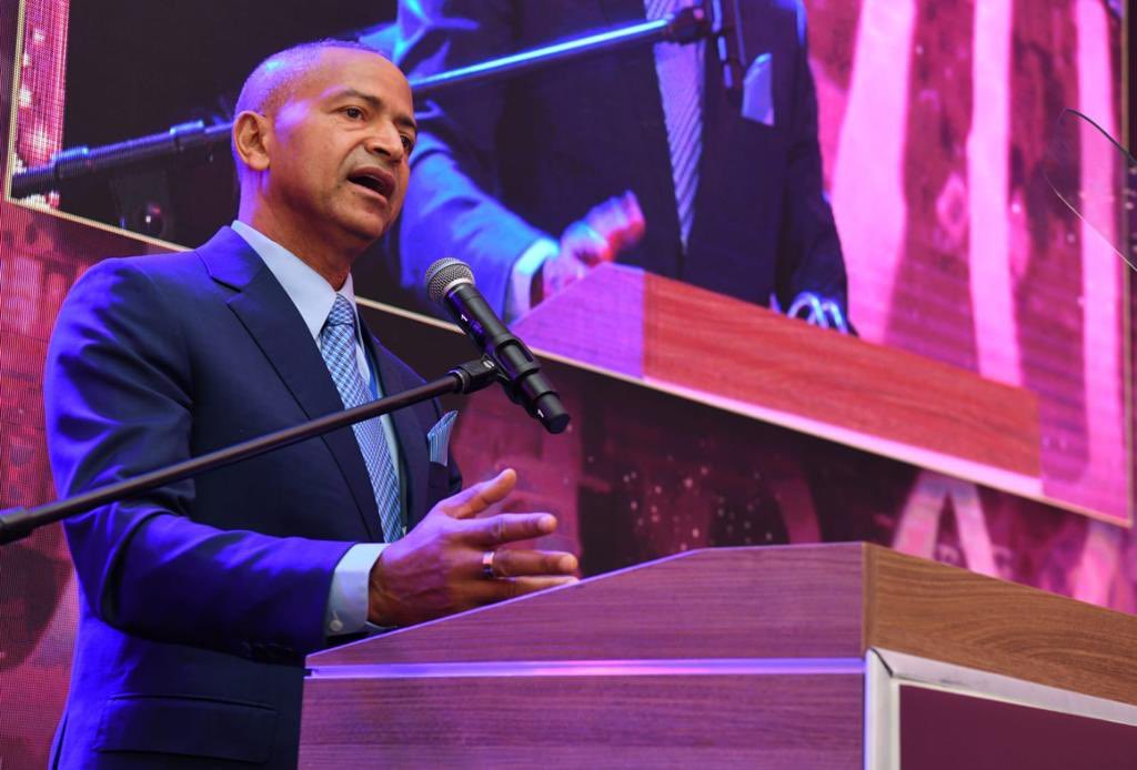 pap_mas's tweet photo. ✅Alors qu’il est censé être en consultation avec ses partenaires sur son avenir politique dans l’USN 

@moise_katumbi préfère aller consulter ses cousins et frères du côté de papa 
✅Accuser le Congo et son président auprès de ses frères occidentaux 
@damkup https://t.co/PbFAvPpQ2j