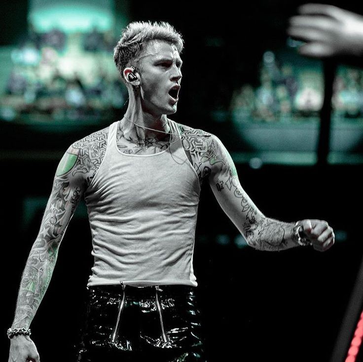 колсон бэйкер. колсон бэйкер. колсон бэйкер. колсон бэйкер. Machine gun kelly 2022.