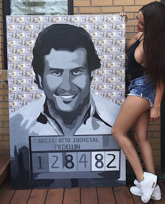 This painting was removed from instagram because of violence&hellip;&hellip; danm post here now thank you twitter to<a href="/tag/open"class="tags"><span>#open</span></a><a href="/tag/socialmedia"class="tags"><span>#socialmedia</span></a><a href="/tag/twitter"class="tags"><span>#twitter</span></a><a href="/tag/pabloescobar"class="tags"><span>#pabloescobar</span></a><a href="/tag/openmind"class="tags"><span>#openmind</span></a>