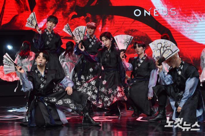 ไพลินน tweet media