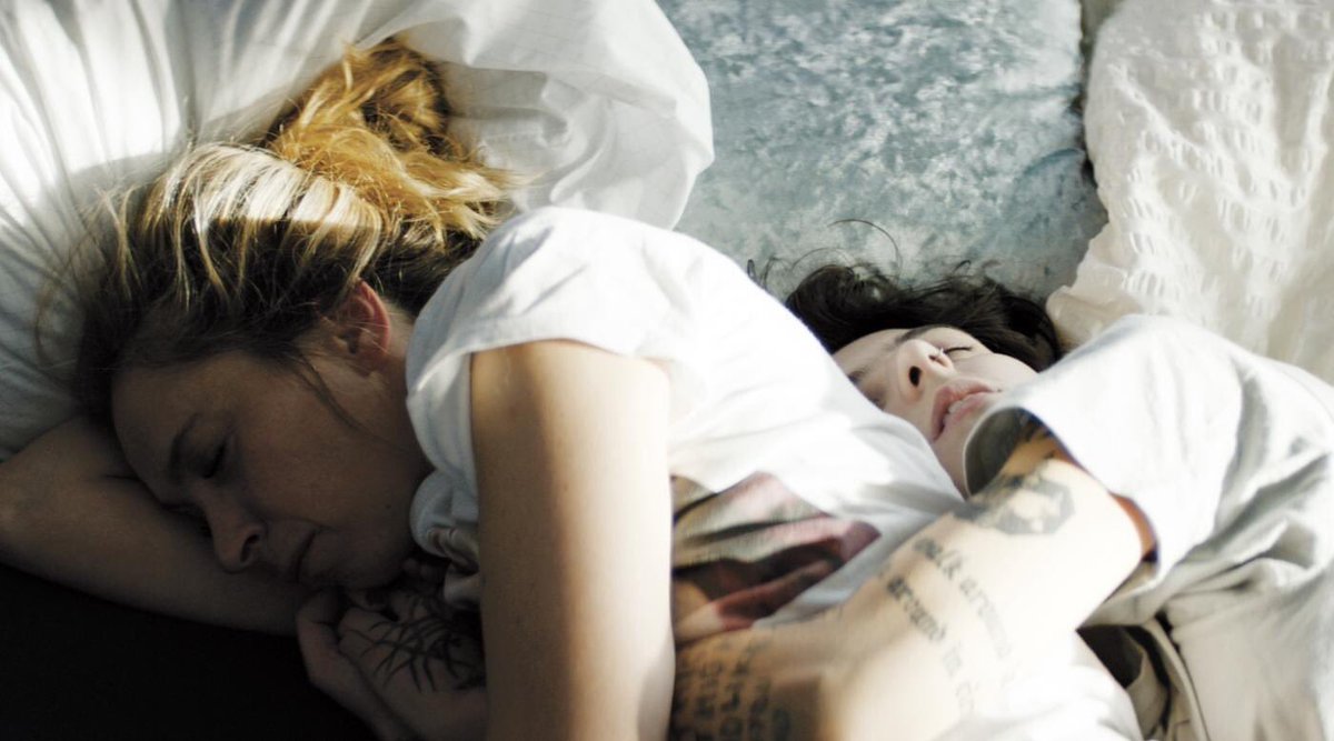 🇩🇪 @UnivercineNant allemand a débuté hier soir

Invité dans la programmation de #CinePride2021 grâce à « Cocoon » et « Neubau », c’est maintenant au tour des films #LGBTQI+ d’être mis en avant dans le festival allemand

3 nouveautés, dont 2 avant-premières sont à y découvrir 😉