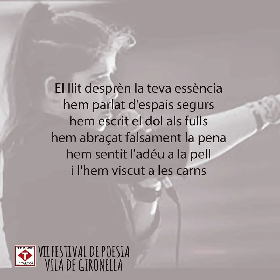 poesiagironella's tweet photo. Olza Olzeta (Barcelona, 1997), campiona d'Europa de Poetry Slam 2020.
💥💥
Recitarà al Festival de Poesia Vila de Gironella. 
 💥💥
12 de novembre a les 20'00 h.
Local del Blat - ,Gironella.

#festivalpoesiagironella #poetryslam #slam https://t.co/r71fWzrtf9