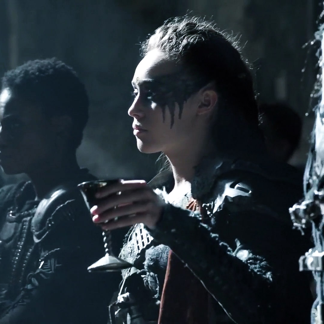 LexaGold1's tweet photo. There’s nothing better than Alycia as Lexa 😍❤♾️
#IconicLegend #Precious #AlyciaDebnamCarey https://t.co/PqjJTTMDts