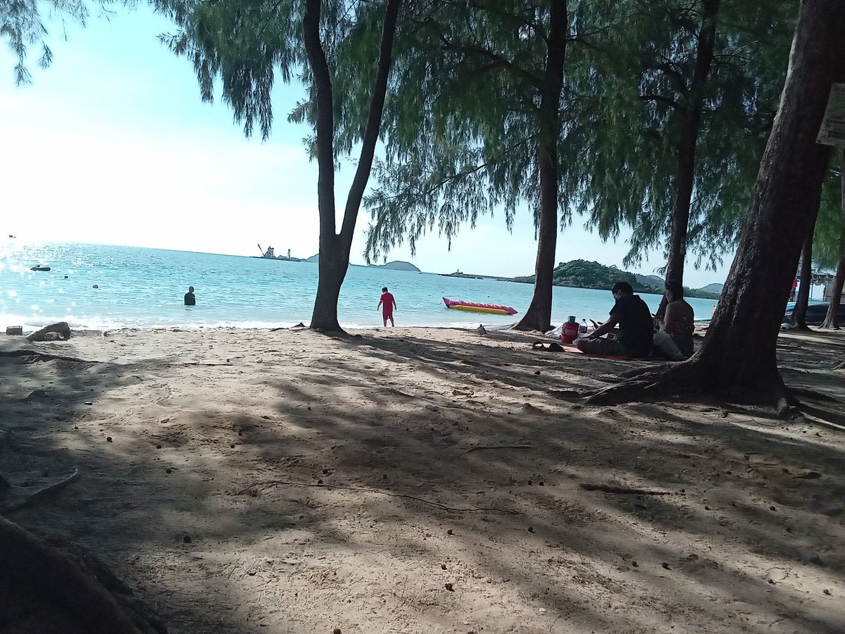 puphacoon's tweet photo. หาดนางรอง​ อ.สัตหีบ​ ชลบุรี https://t.co/PBE3IYJpON