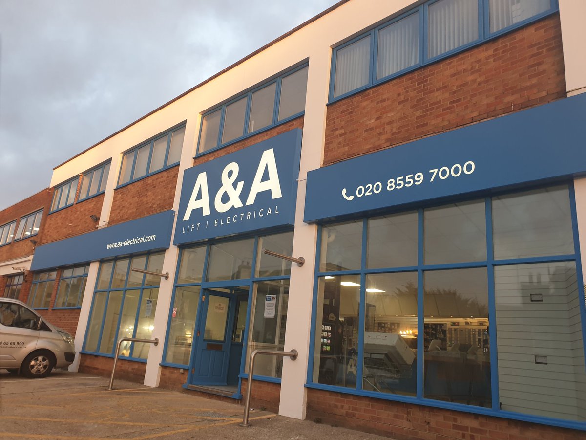 AAElectricalUK's tweet photo. A much anticipated renovation of our shopfront has resulted in a fresh, modern and striking look to coincide with our new branding. Come and experience it for yourself...
#Instore #Byphone #Online #AAElectricalUK https://t.co/sjhgjoJcg5