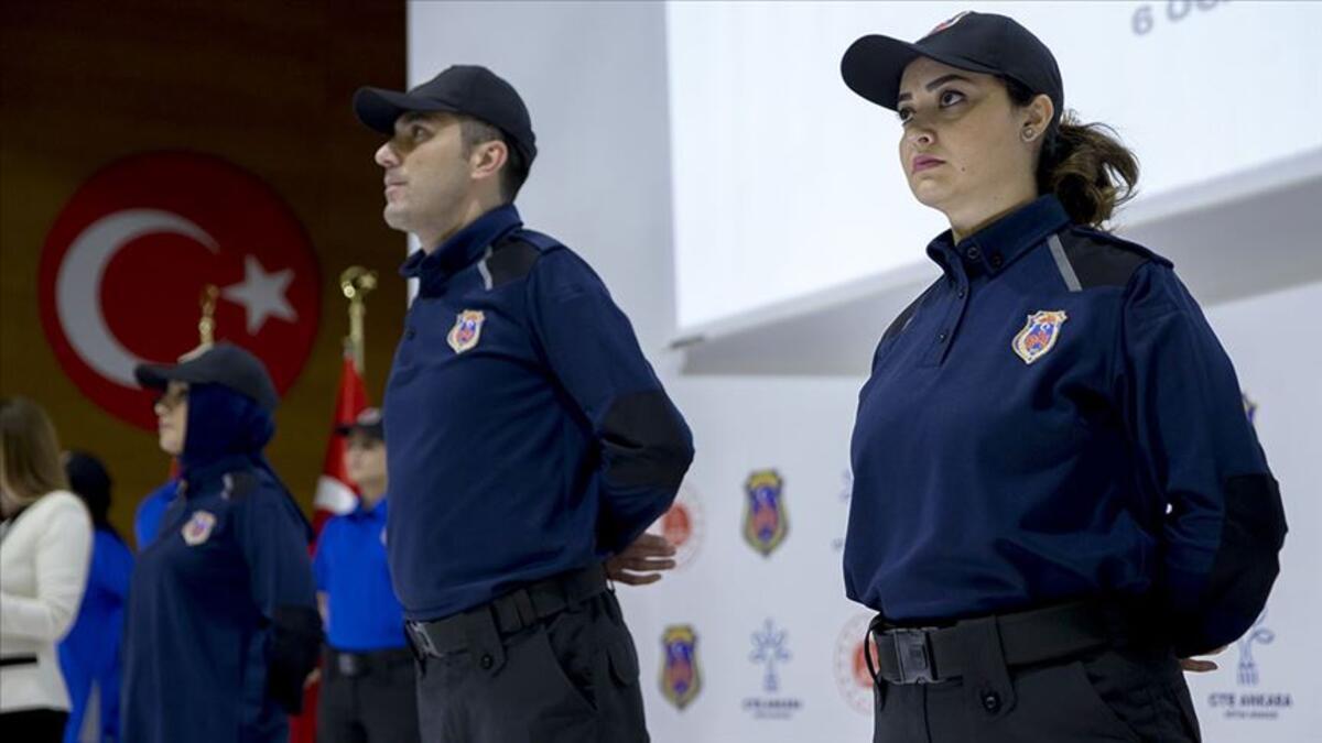 İnfaz ve koruma memurları, TBMM'de gündemde olan #5yargıpaketi içerisinde, özlük haklarının gündeme gelmesini ve gerekli düzenleme ile emniyet hizmet sınıfına geçiş imkanının sağlanmasını bekliyorlar.
#cezaeviemniyetsınıfına #İKM #İnfazkorumamemuru