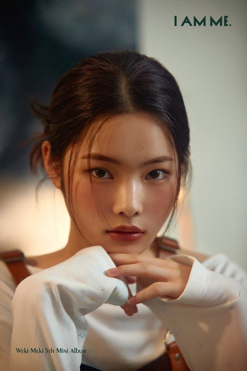 [#위키미키]
Weki Meki 5th Mini Album
<I AM ME.>
Concept Photo 📔 - Emotion

2021. 11. 18 6PM (KST) RELEASE
#WekiMeki #I_AM_ME #RINA #리나