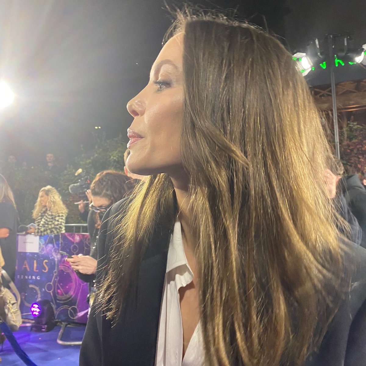 mcubelova's tweet photo. angelina jolie i am on my knees https://t.co/YbyH0UbSKf