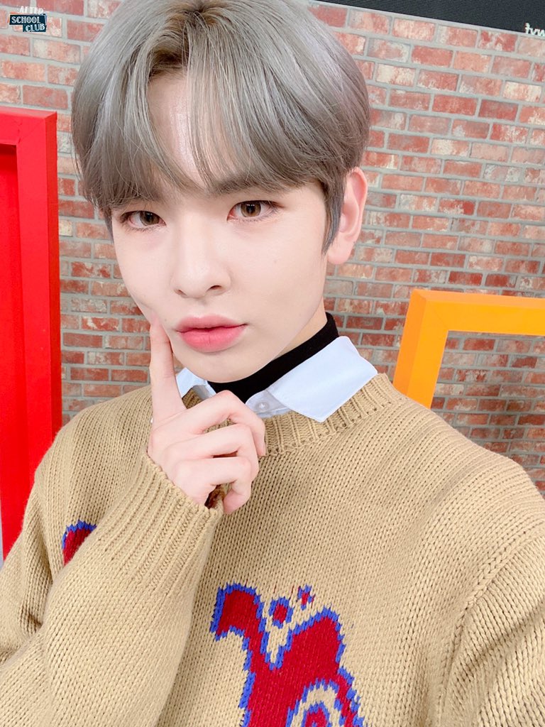 arirang_ASC's tweet photo. [EPEX]
⠀
멤버들이 남기고 간 셀카도 함께 봐요 💕
⠀
#EPEX_ASC #EPEX https://t.co/xiMeuGks6C