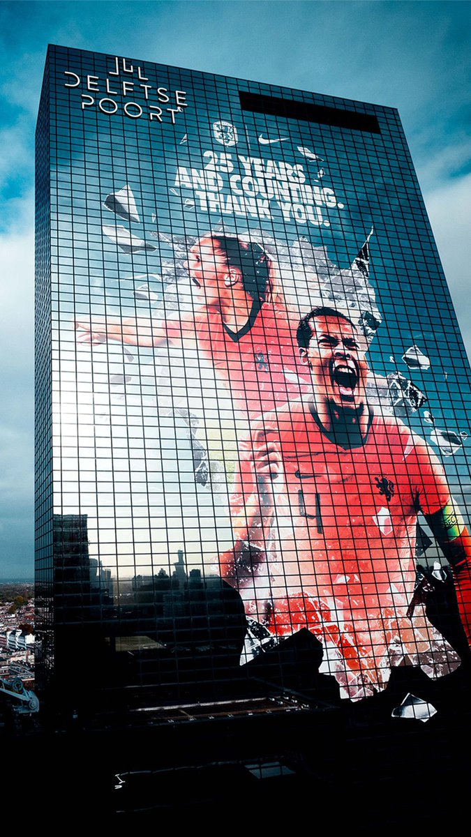 Honored to be a part of this!😍
<a href="/KNVB/">KNVB</a> x @nike 25 years and counting. Congrats!🧡