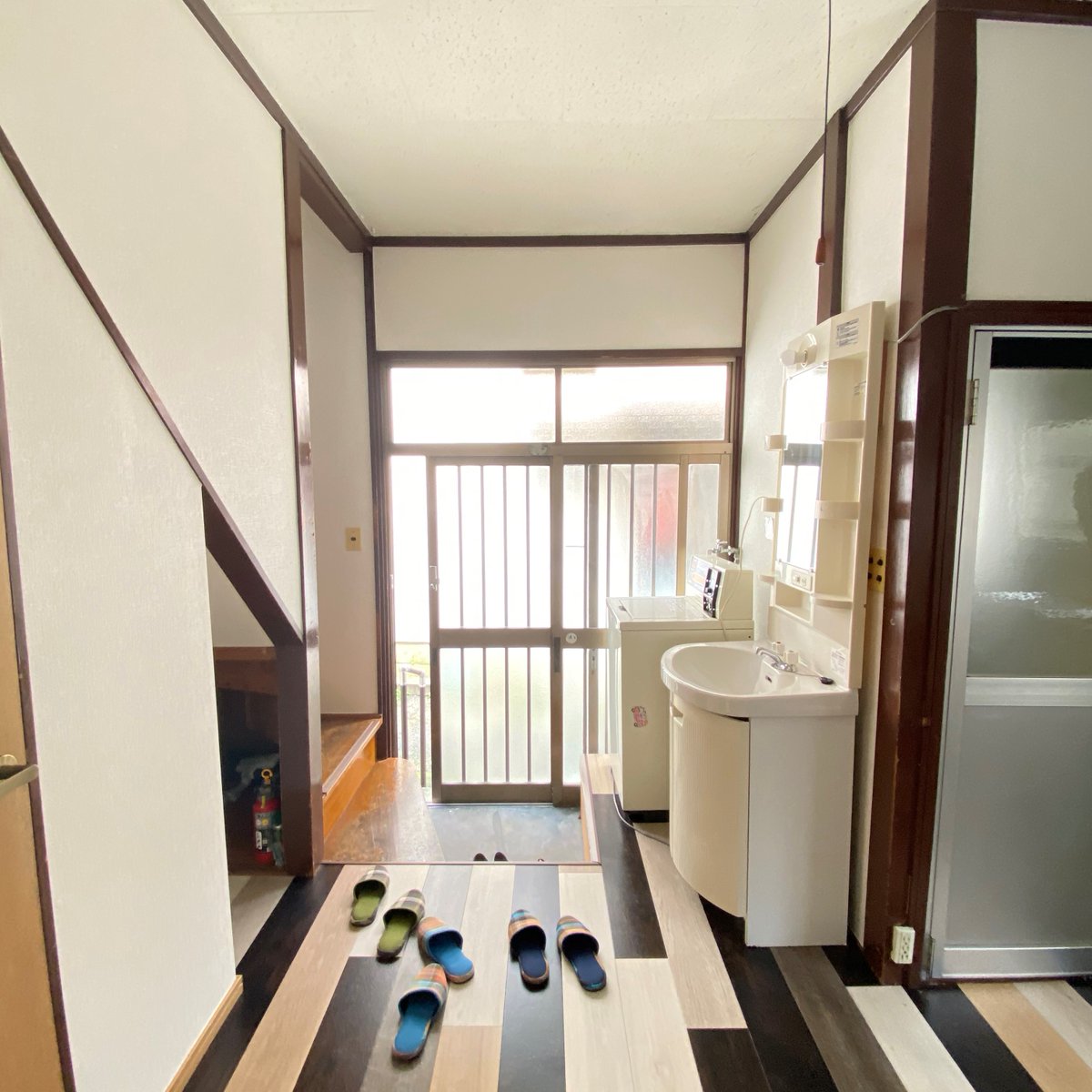 trustestate1's tweet photo. 【コスモポリタンハウス西巣鴨】
★家具家電付き
★全室個室
★契約金0円!初期費用0円!
★都営三田線/西巣鴨駅6分
家賃48000円(水道光熱費・wi-fi通信費込)
#シェアハウス
#sharehouse #tokyosharehouse #guesthouse #noInitialfee #noguarantorneeded
#rentfeeallinclusive #immediatemovein https://t.co/DFJnmOillA