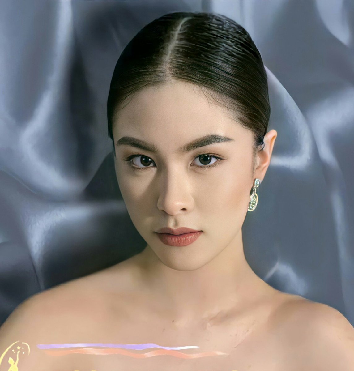 Beauty is like the surf that never ceases.

<a href="/KissesDelavin/">Kisses Delavin</a>

GUNTHE NI KISSES
#KissesDelavin