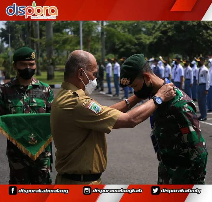 disporakabmlg's tweet image. Selasa,9 November 2021
Pembukan Kegiatan Pelatihan Peningkatan Kapasitas Pemuda Tahun 2021 yang diadakan diadakan di BRIGIF 18 Jabung.
#pkp2021
#disporakabmalang 
#bidangkepemudaan