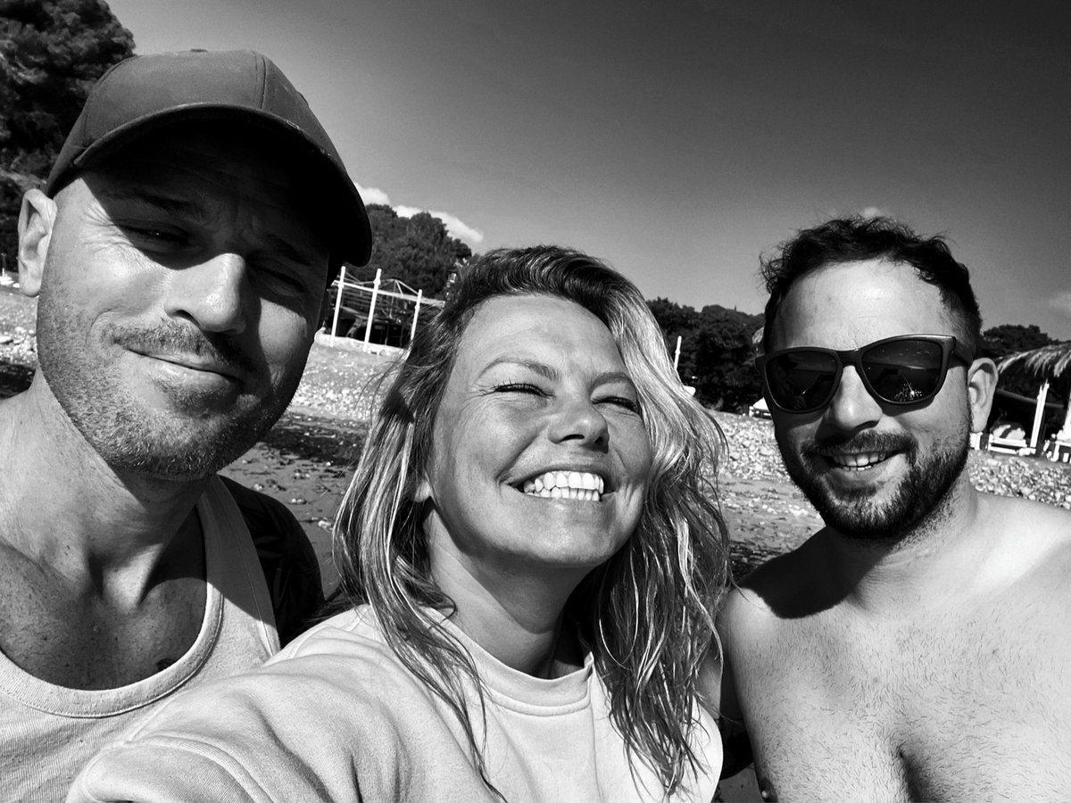 Linda_Leen_'s tweet image. Ibica, tās enerģija un cilvēki. Tas būs garāks stāsts, bet dzīvesziņas šķautne, ko aizlienēties, ir īpaši (kur nu vēl septiņkārt) nemērīt, bet DARĪT! Dzīvot. Klātbūt!:) #prieks