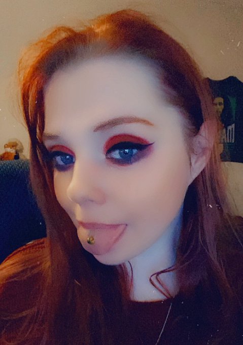 I am returning from the hospital yesterday. And oh I got my tongue pierced Thursday! What do you think