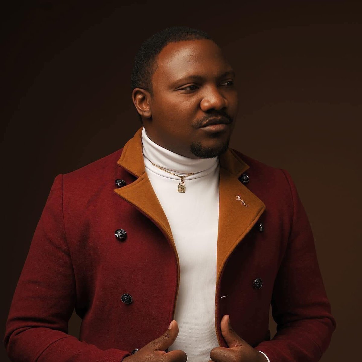 ViolaHappiness's tweet image. Good afternoon friends . Please click on the link to vote for #ItsOverVideo as it was nominated in the @rgmawards as the best #VideoOfTheYear . Voting link : royalgospelmusic.com. 

Link to stream the video :  .
Thank you 🙏.