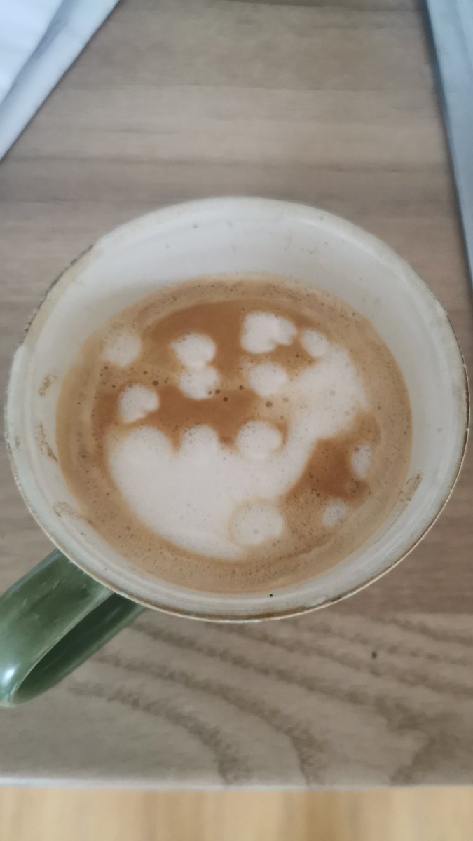 FrancisPicks's tweet photo. Most morning I try to interpret my random milk pattern to see how my day is going to be. Completely stumped at this one. Any clues? https://t.co/dWlZnanh8P