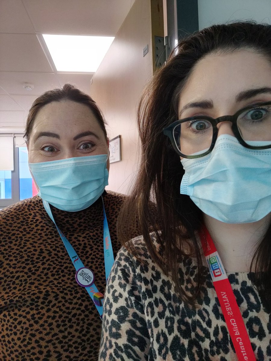 ScheryllAlken's tweet photo. When the team has a theme without realising.... The AYA team @CHIatCrumlin are all about animal print today! #twinning #AYACancerIE https://t.co/WpXbO89CL3