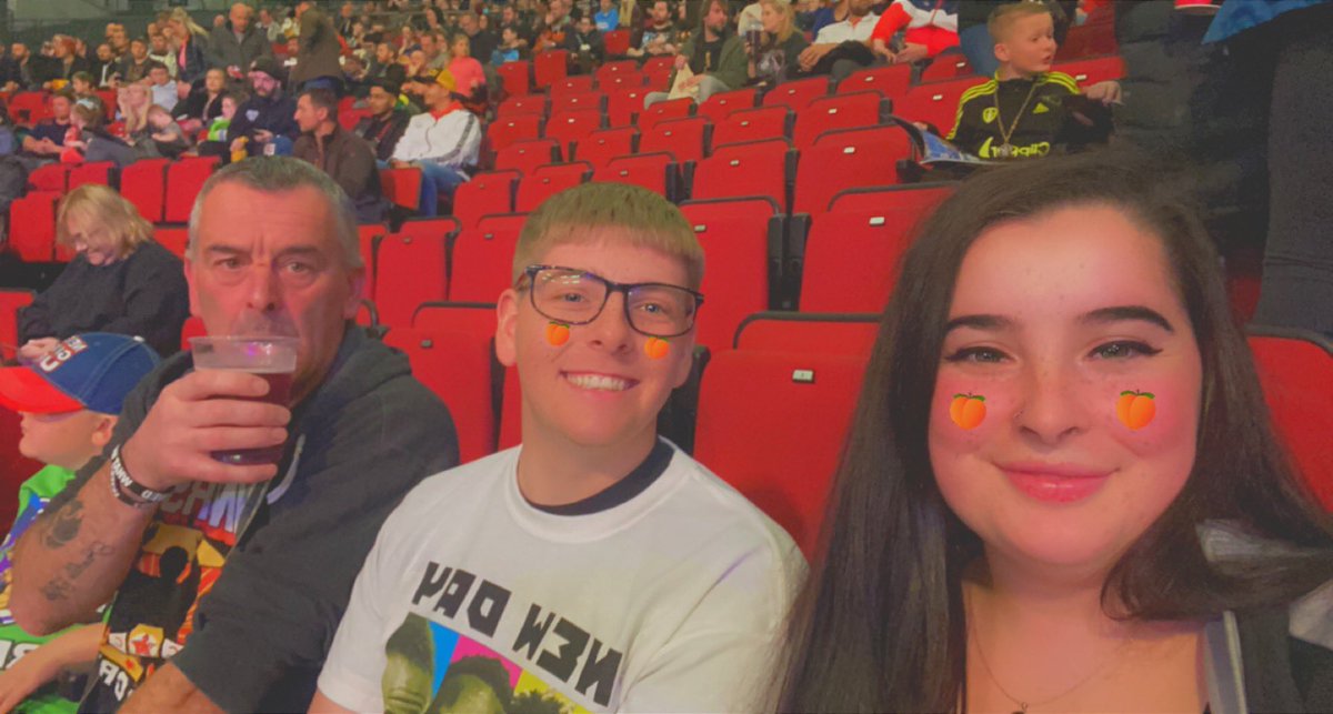 Shona_Alanis's tweet photo. Excited!!! #WWELeeds https://t.co/Y4eAdx4Slw