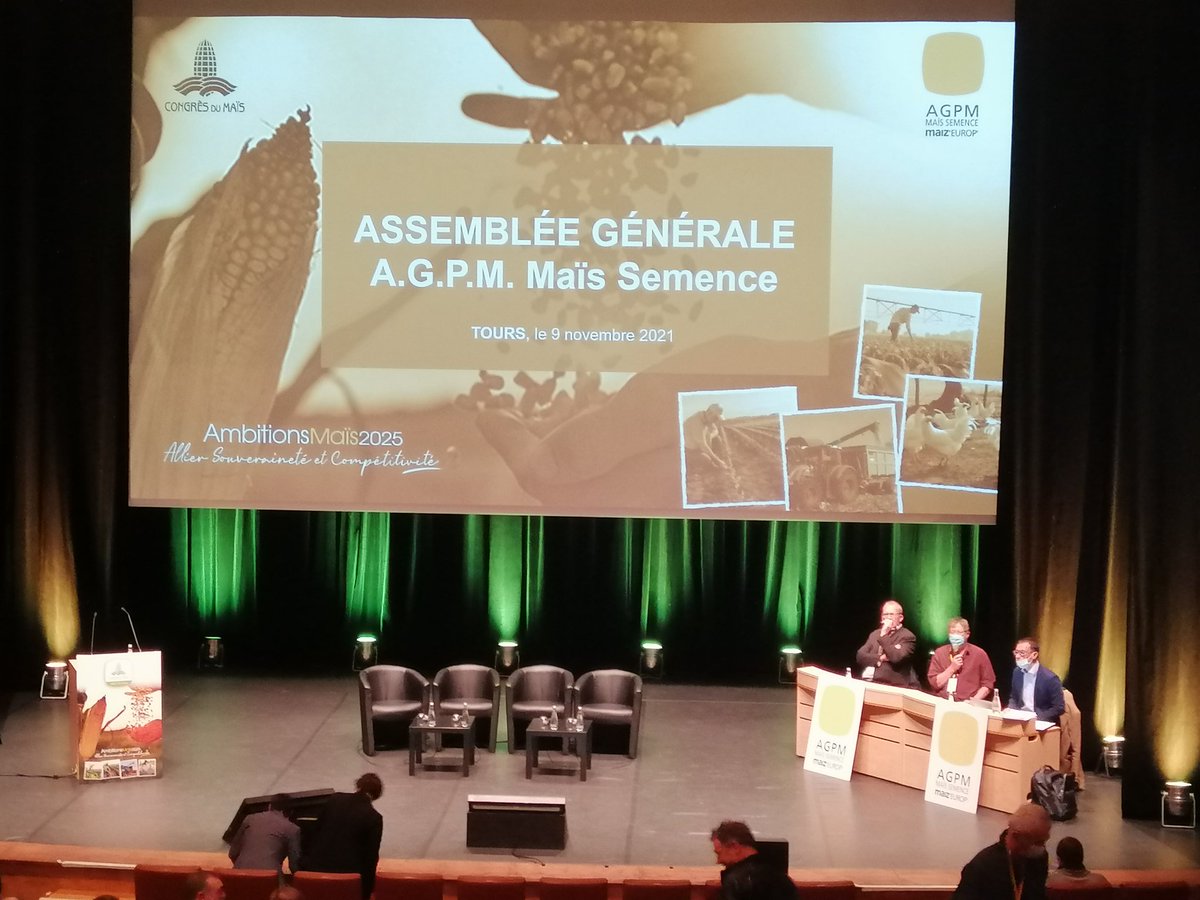 stephjegu's tweet photo. #congresmais2021 lancement des débats, accueillis à Tours pour ces Journées Maïs 2021 attendues depuis 2 ans! Producteurs mobilisés pour se retrouver dans ce lieu chargé de souvenirs ! https://t.co/OcIMy1RNAC