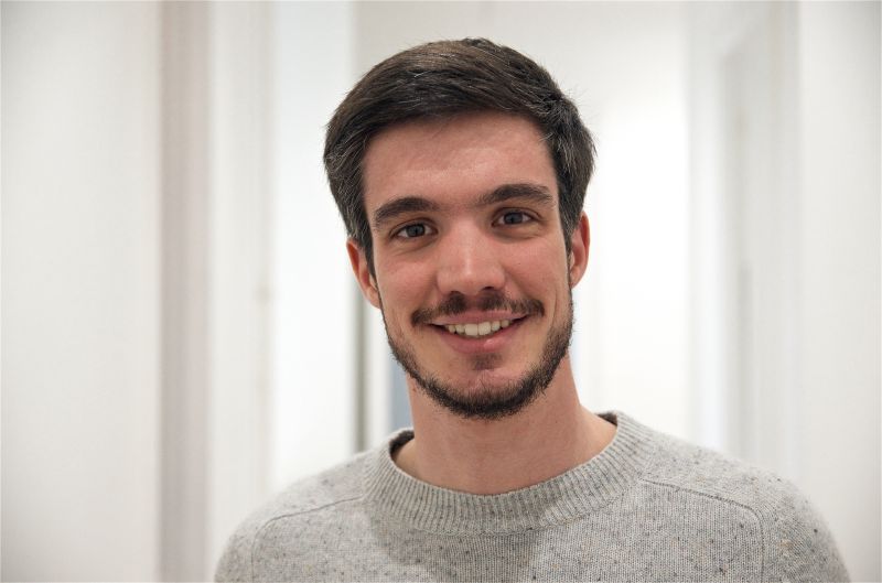 [UN JOUR UN ÉLÈVE]

Revoilà Maxime Renault <a href="/lvlaxime/">Maxime Renault</a>, notre serial ingénieur entrepreneur engagé qui met le numérique au service de la solidarité sociale, notamment avec @R_Entourage 

Il vient de rejoindre la 1ère promotion du Collège citoyen de France

linkedin.com/posts/renaultm…