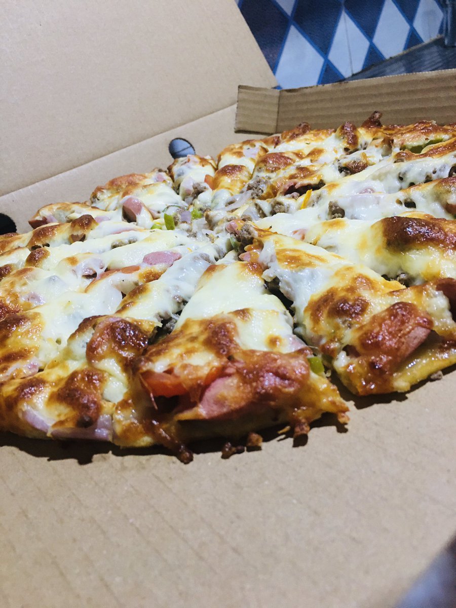 MRCASSIDY9's tweet photo. #puretuesdaymarket POSH ONE PIZZA 🍕🍕🍕🍕 give a call 📞 0542863586
@MRCASSIDY9 @Pure957fm @kooSebor @Papjay007 @Masebillion1 @MrKatah @YAWTOG_ @Samuel_Sk1327 @JeffreyAmakye https://t.co/8a0a4b2asm