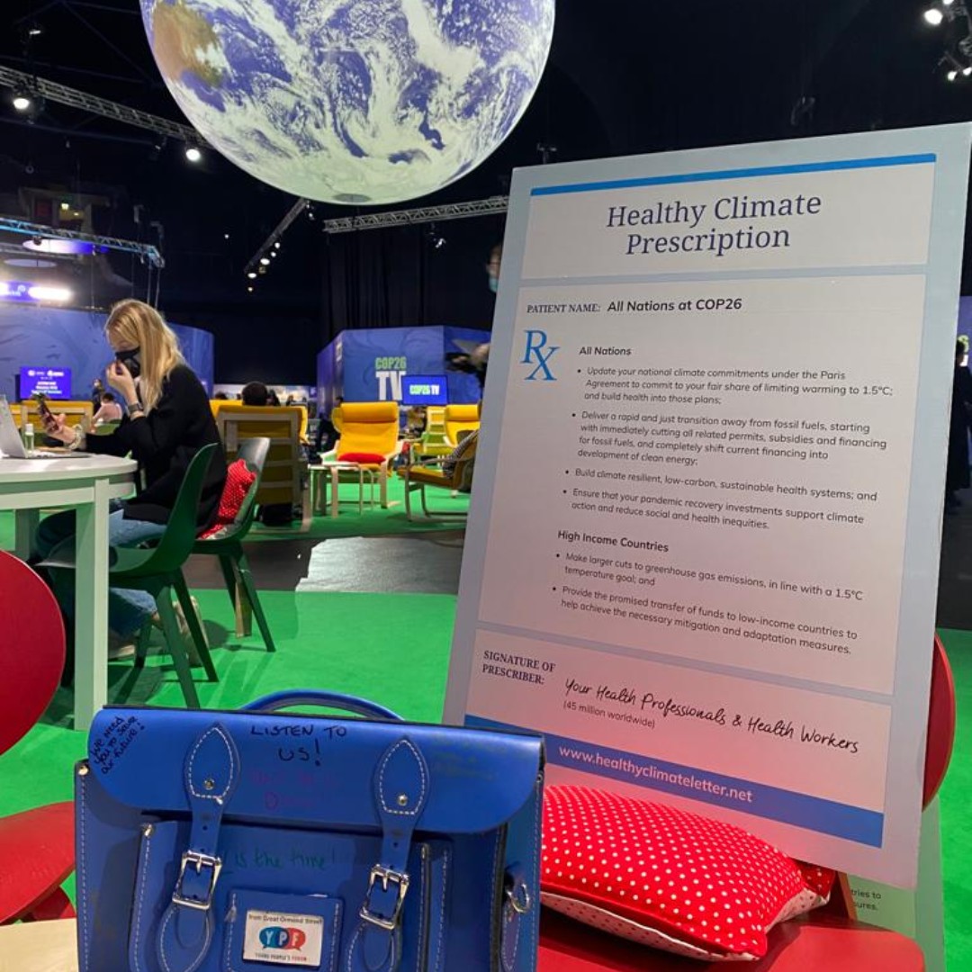 The Blue Bag in the #COP26 #BlueZone - WHO Report on Climate Change and Health, and #HealthyClimateprescription on display for those policy makers who ACTUALLY want to protect #OurChildrensAir

#RideForTheirLives #PollutionDrift