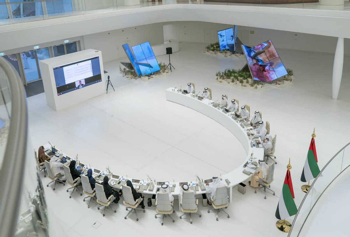 HHShkMohd's tweet photo. دولة الإمارات ستكون الدولة الأولى في الشرق الأوسط والثانية عالمياً التي تختبر السيارات ذاتية القيادة في شوارعها. وهدفنا أن يكون هذا النوع من السيارات أكثر أماناً وسلامةً وجودة. وننتظر تقرير وزارة الداخلية بالتنسيق مع مكتب الذكاء الاصطناعي لنتائج الاختبارات لاتخاذ القرار المناسب https://t.co/EGPr2FC4LW
