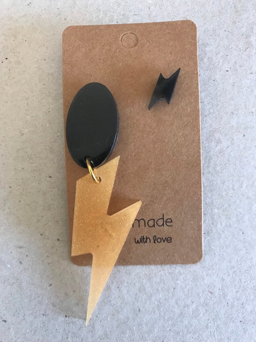 Lightning Geometrical Resine dangle earrings #etsy #80searrings #lightningearrings etsy.me/3EWB4RV