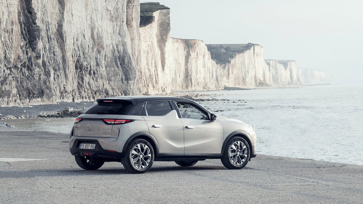 ds_automobiles's tweet photo. A figure of travel, a bold spirit, an emblem full of promises.
DS 3 CROSSBACK E-TENSE and its exceptional performance 100% electric powertrain reinvents the traditional codes and lets you focus on the joy of driving.

#DSautomobiles #DS3CROSSBACK https://t.co/kFAFmgpOfh