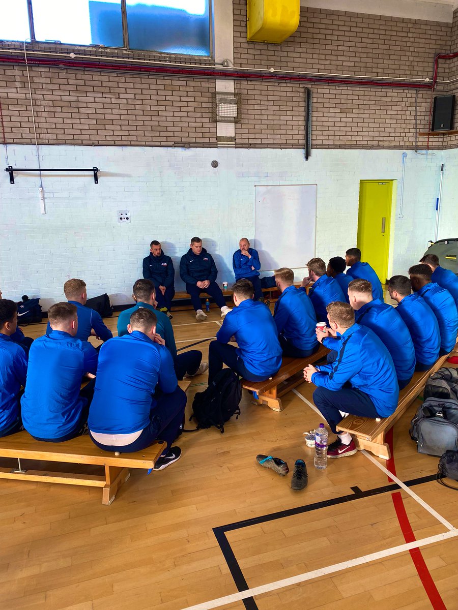 📸 | The U23s squad currently undergoing a recovery session after yesterday’s training ⚽️

<a href="/RAFFootball/">RAF FA</a> <a href="/RAFSRT/">RAF Senior Representative Team (Men)</a> @HTFC_1995 @RAFLadiesFC