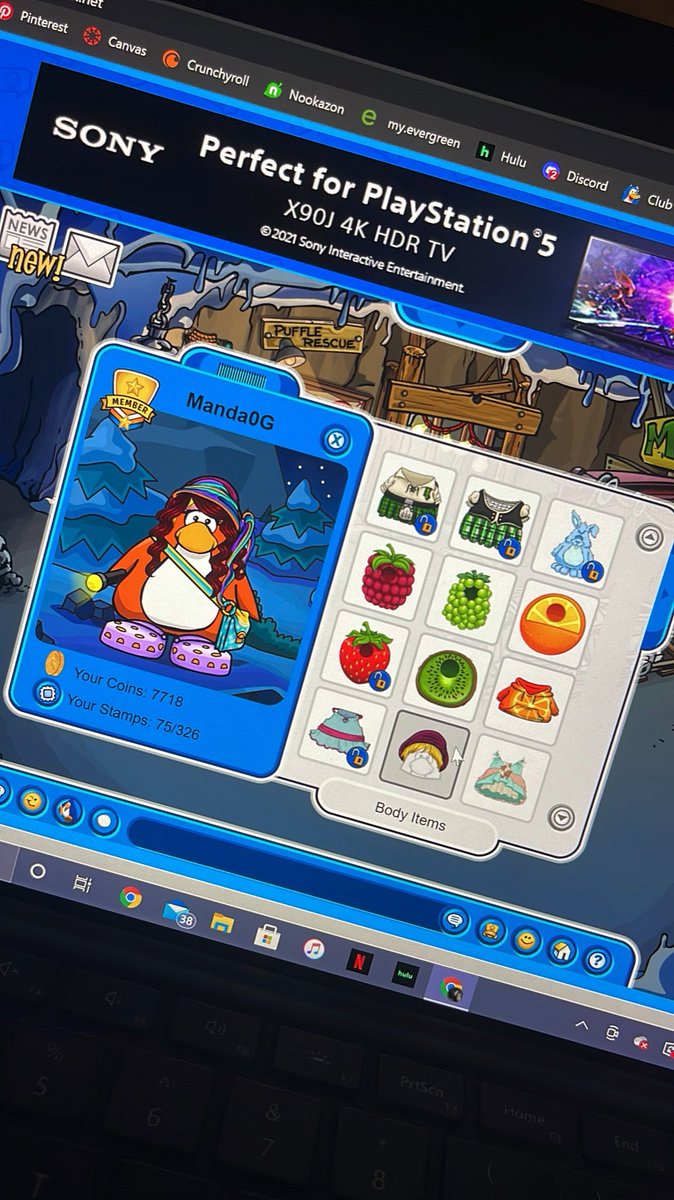 mandaxoboo's tweet photo. @CPRSupport  @CPRewritten i cant wear this.. it jus took off what i was wearing :(( https://t.co/pUkm5hUkdC