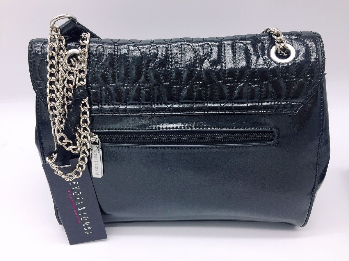 tororegalos's tweet photo. 🍁NUEVA COLECCIÓN DEVOTA&LOMBA🍂
Variedad de modelos de bolsos con diseño, cómodos, versátiles y prácticos.¡Te enamorarán! 🥰
Precio bolso ➡ 53,90€
Precio monedero ➡ 36,90€
#nuevacoleccion2021 #devotaylomba #complementos #bolsos #accesorios https://t.co/jWgphxBHRb