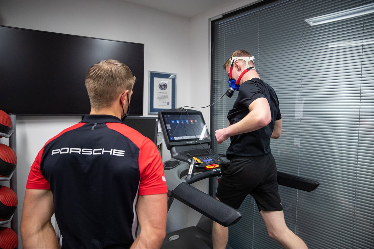 The off-track elements of the <a href="/PorscheGB/">Porsche GB</a> 2022-23 Junior Shoot-out process are just as important as the driving. Last week the four finalists underwent media evaluation, psychometric analysis and an intense physical session in the gym with Porsche Human Performance experts 🏁