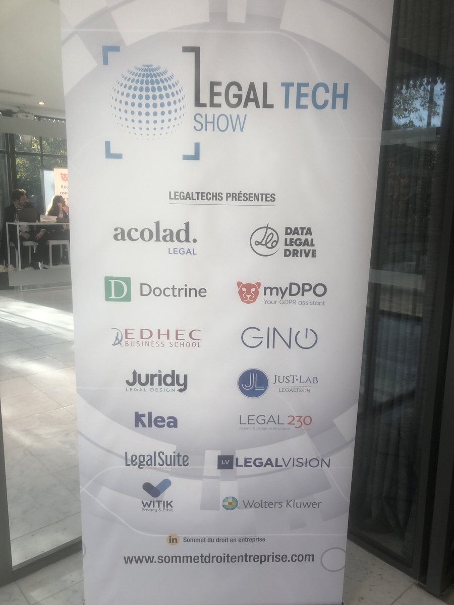 JustLab1's tweet photo. Très heureux d’être parmi vous au legaltech show ⁦@DecideursJur⁩ pour vous montrer nos super robots juridiques et nos modules elearning ! 
😁 https://t.co/rhM0P6AVEC