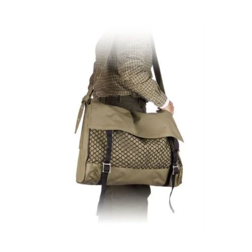 GamekeepLTD's tweet photo. PVC Water Resistant Poachers Game Bag
The Game bag is our sports field bag, and is available in large depending on your hunting and shooting needs.
This durable PVC fabric is waterproof and wipe clean making it easy to care for.
#Gamekeep #Pockets #LotsOfPockets #GreatGift https://t.co/O8XUIHonQL